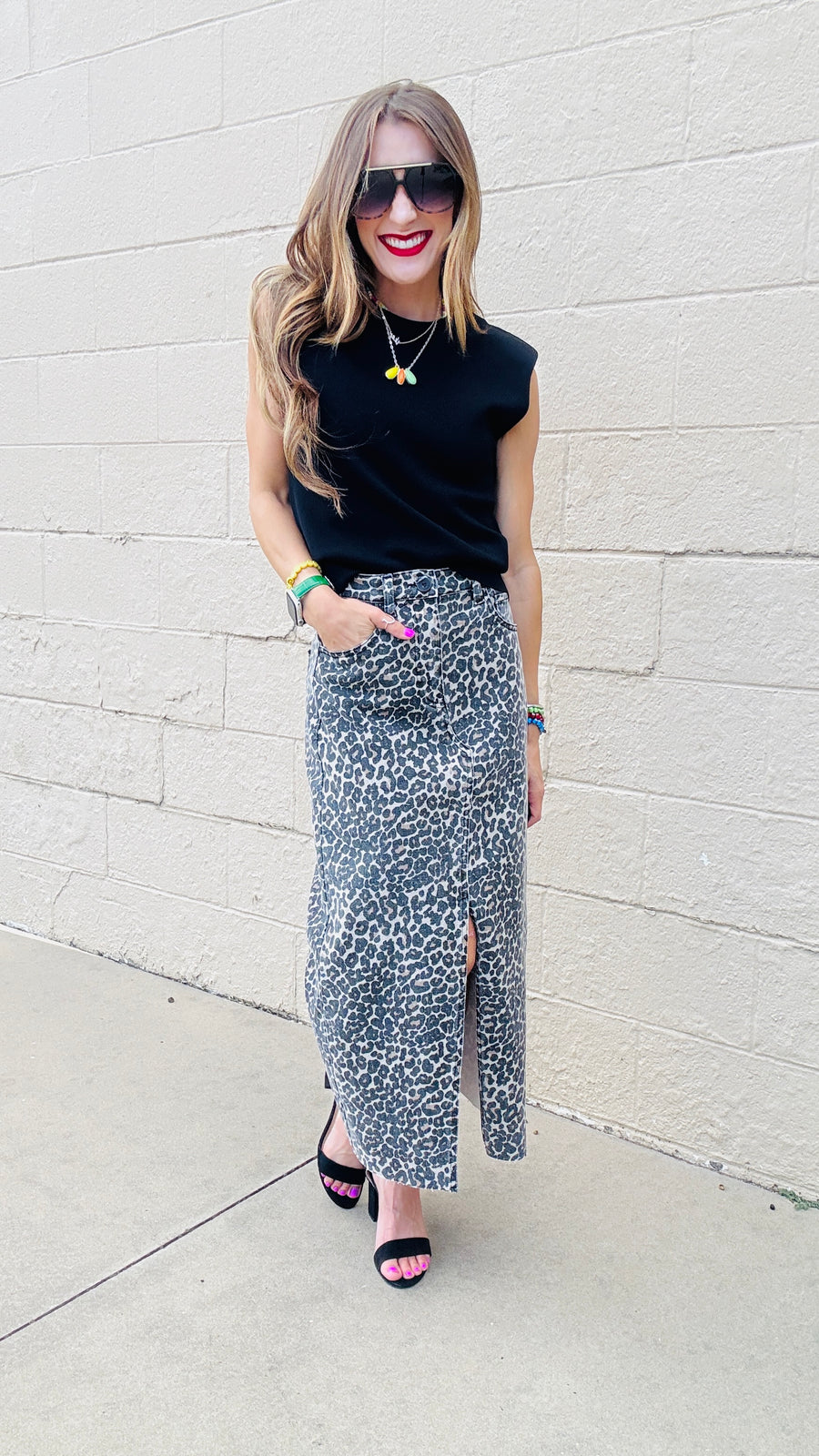 Classic Black Cap Sleeve Knit Top
