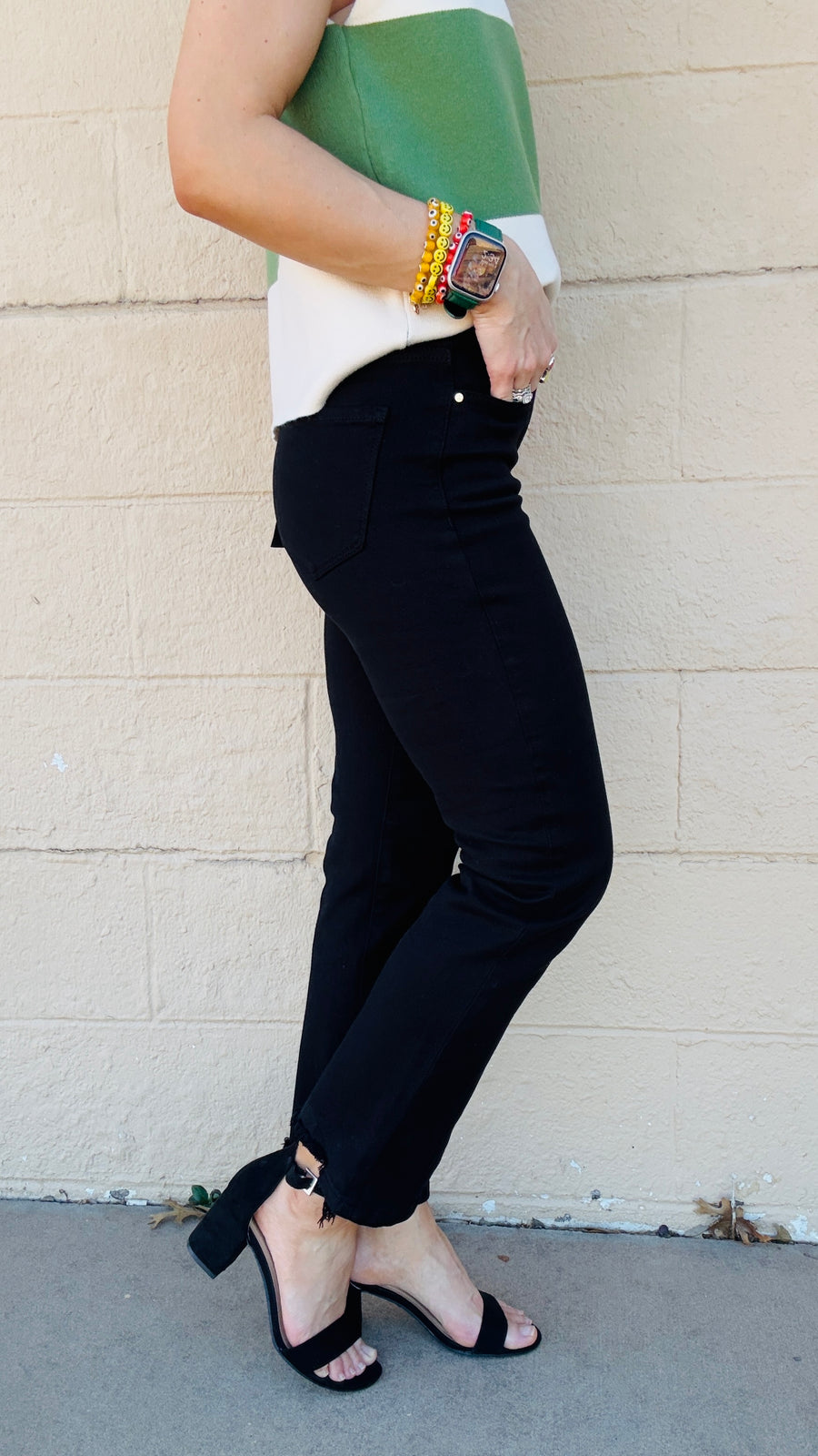 Sleek Control Cropped Black Jeans