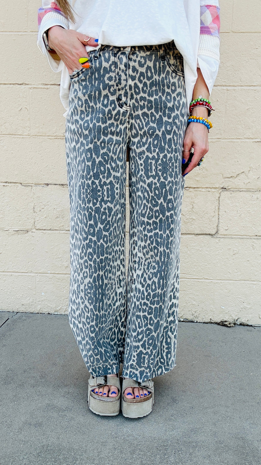 Wild Edge Cropped Jeans