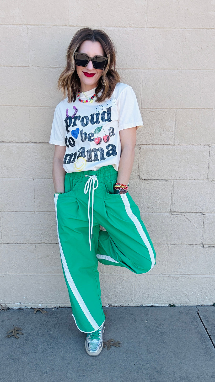 Stride and Style Windbreaker Pants- Green & White