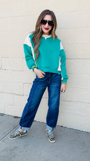 Dynamic Stripe Sweatshirt!