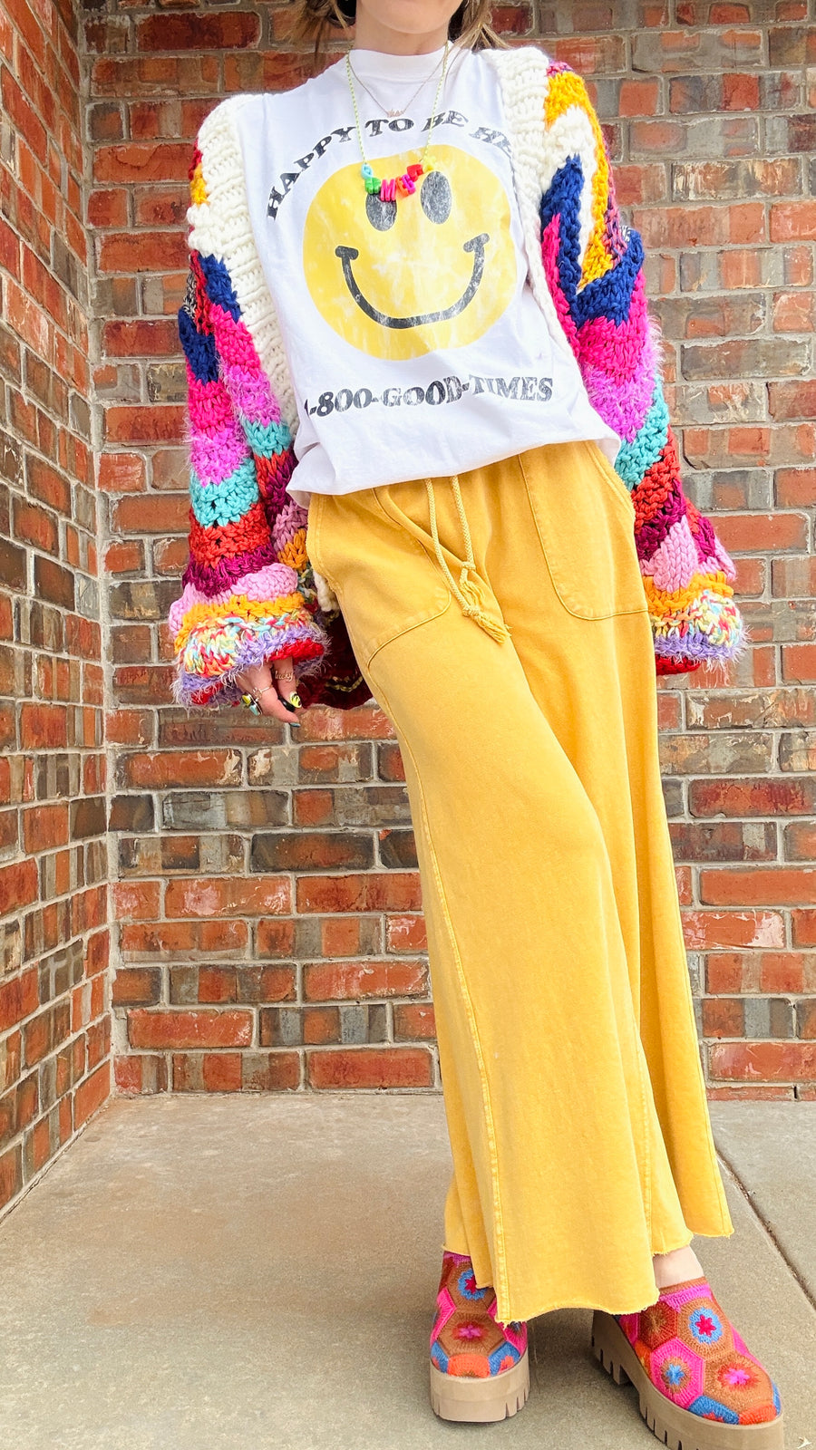 Weekend Wanderer Cropped Sweatpants-Mustard