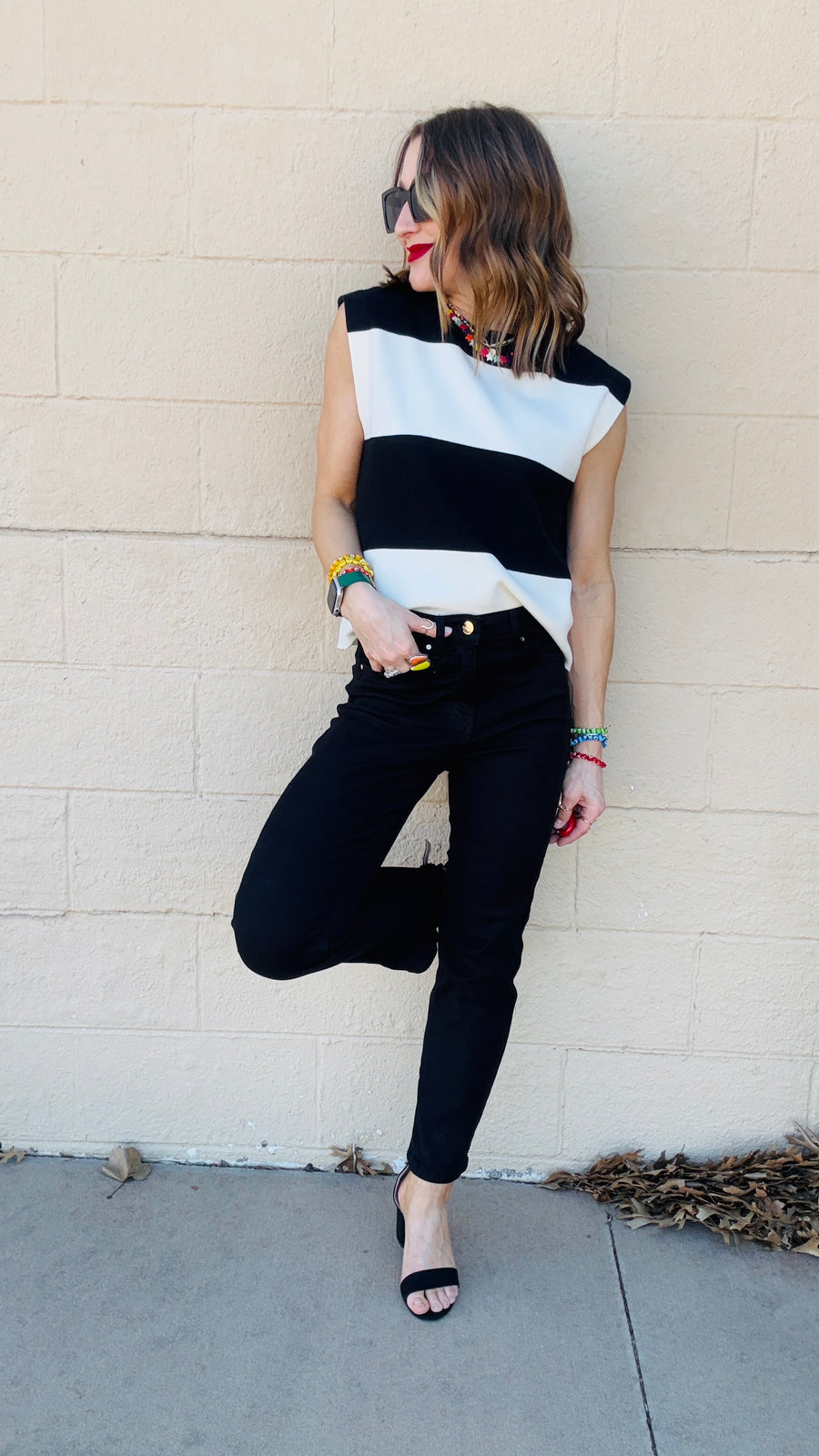 Sleek Control Cropped Black Jeans