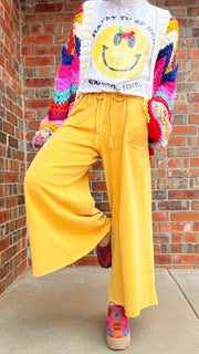 Weekend Wanderer Cropped Sweatpants-Mustard