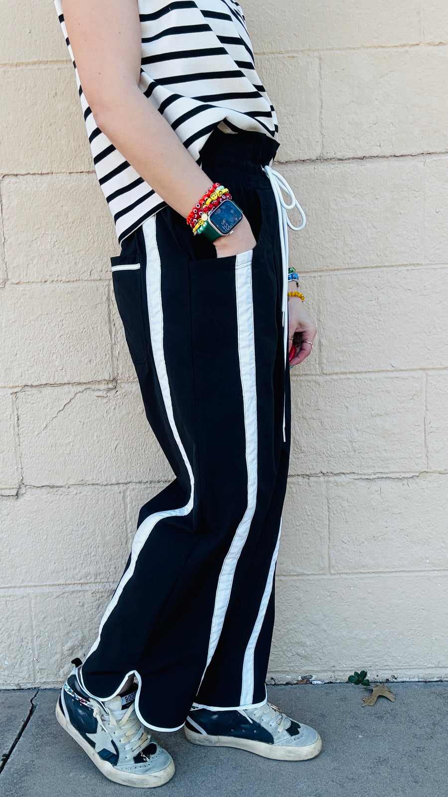 Stride and Style Windbreaker Pants-Black & White