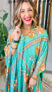 Lady Love Satin Kaftan