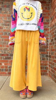 Weekend Wanderer Cropped Sweatpants-Mustard