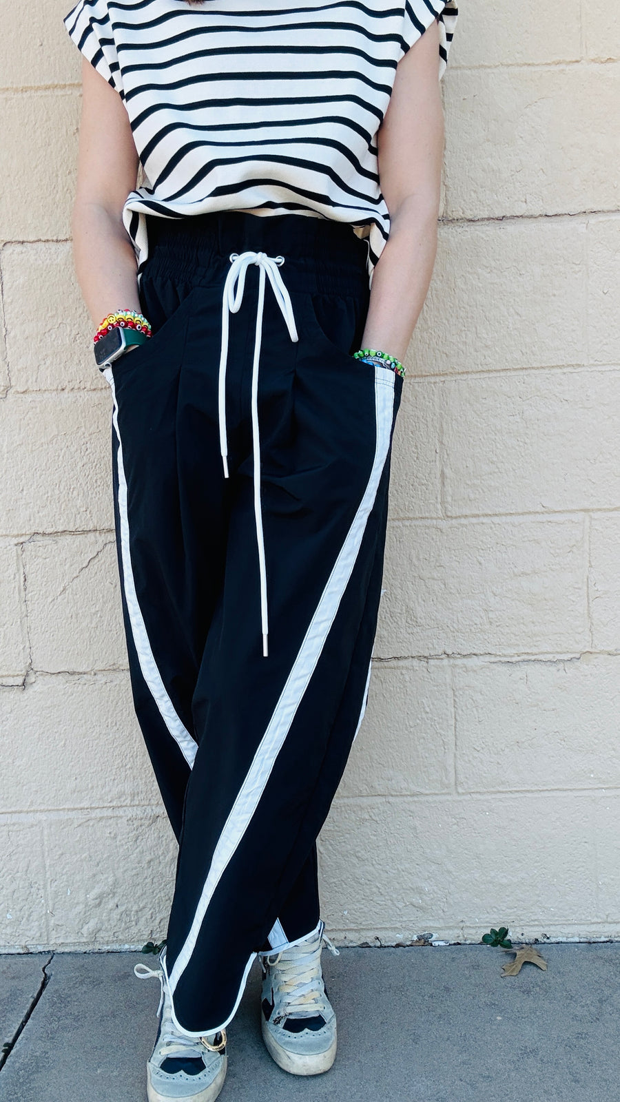 Stride and Style Windbreaker Pants-Black & White