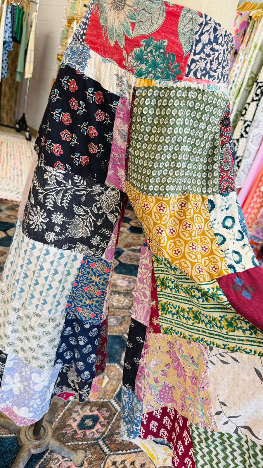 Sunset Mosaic Cropped Pants