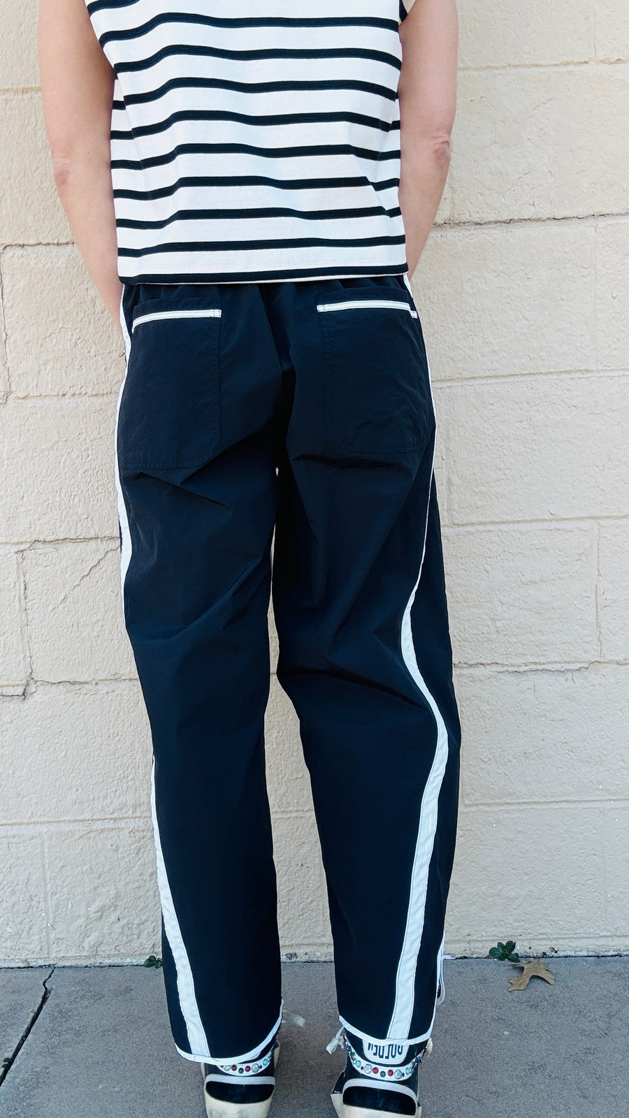 Stride and Style Windbreaker Pants-Black & White