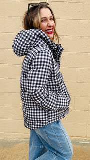 Chilly Chic Plaid Puffer Pullover- Black & White