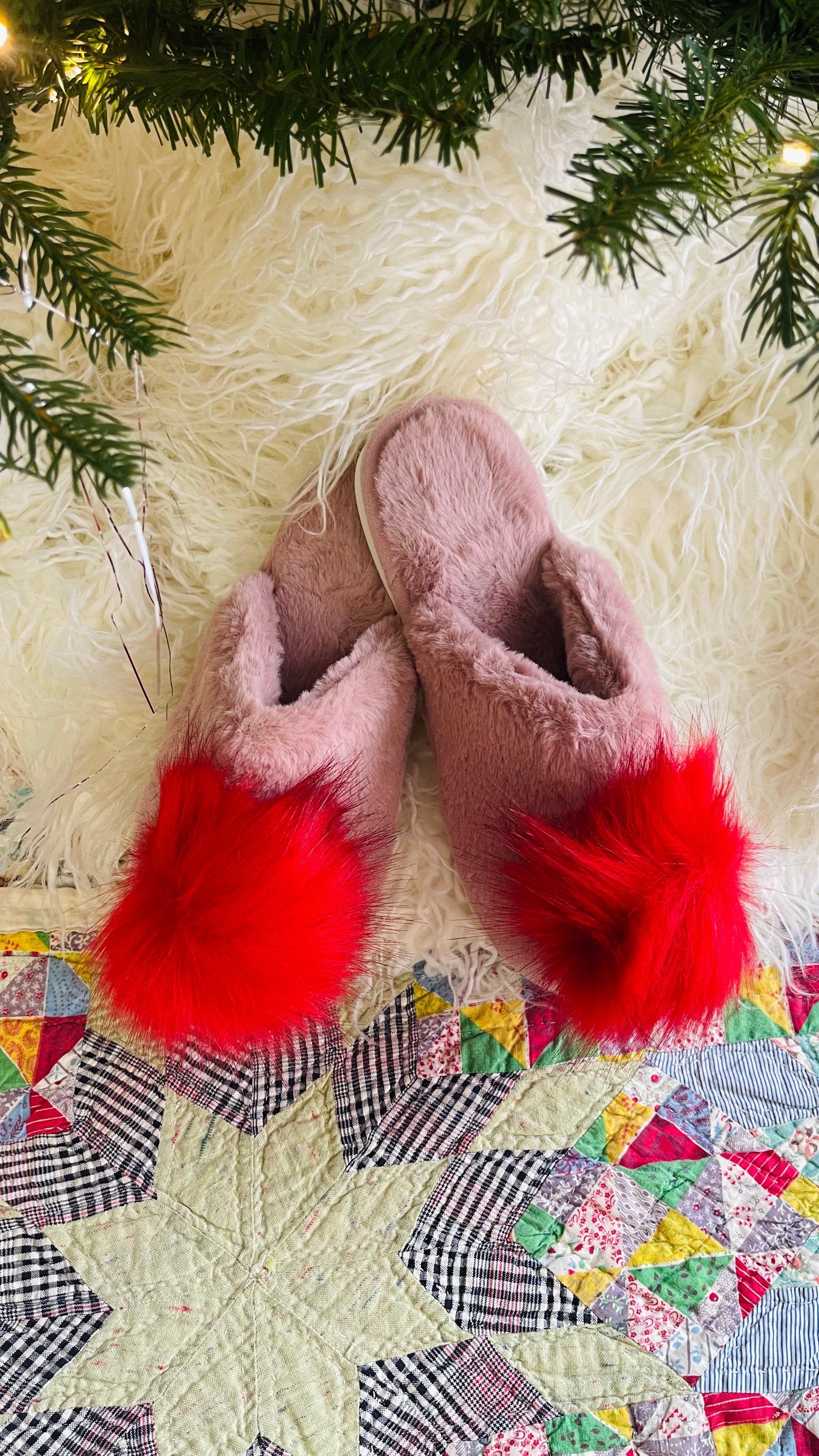 Sweetheart Cozy Slippers- Blush & Red Mix