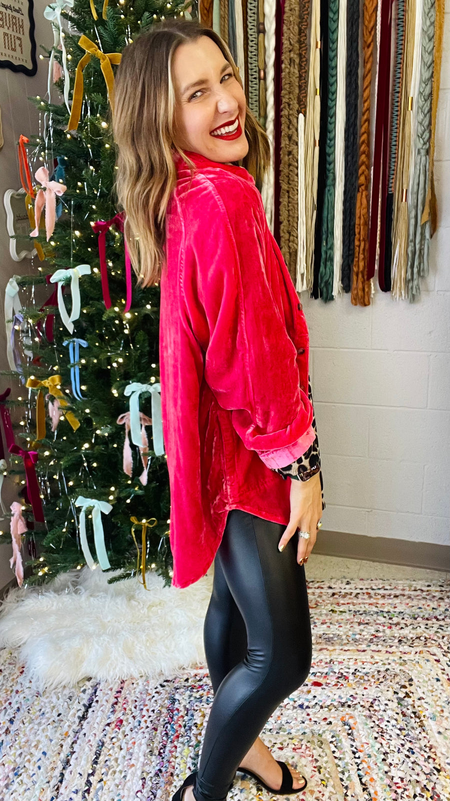 Fall For Me Velvet Top- Fuchsia