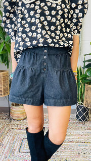 Rowan Flared High Waisted Denim Shorts- Black