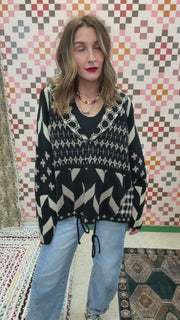 Black & White Aztec Print Knit Pullover